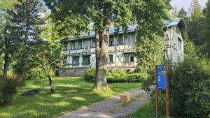 BytyCeladna.cz -historický lázeňský park